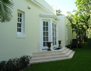 painting contractor Palm Beach before and after photo 1529936946404_whitehouse_steps_ss